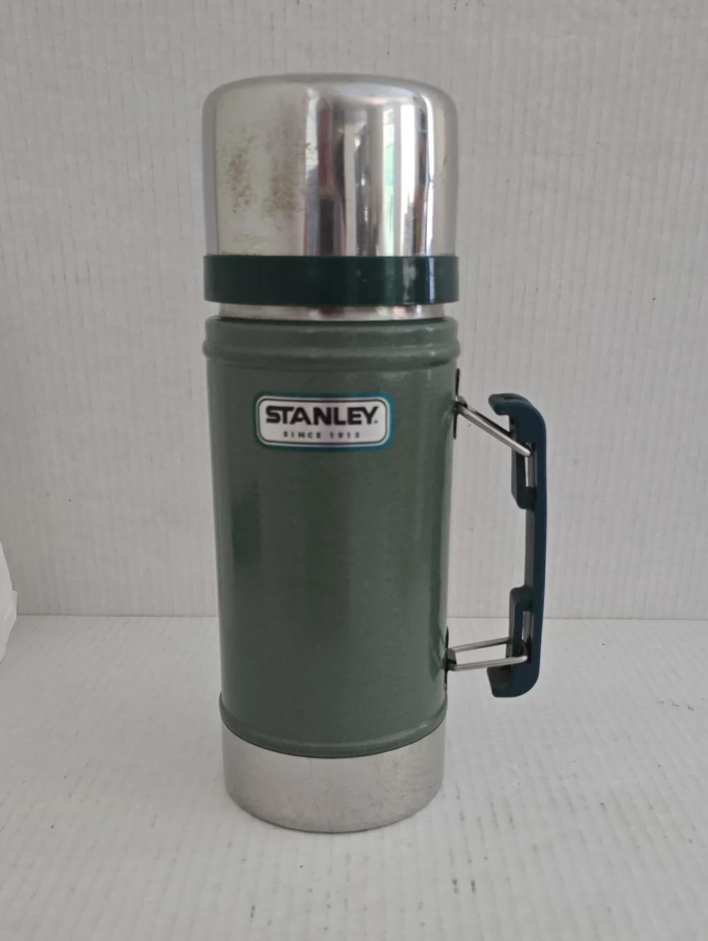 Vintage Stanley Thermos / 24 Ounces